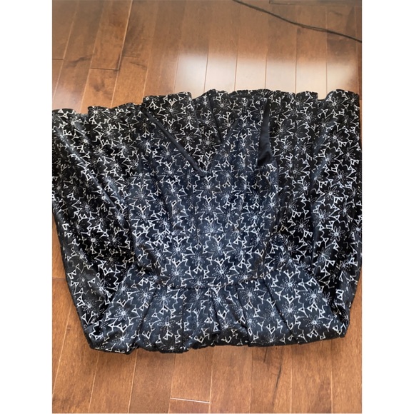 NWT Co. Velvet dress with beautiful embroidery. Perfect for holiday season! - Picture 3 of 4